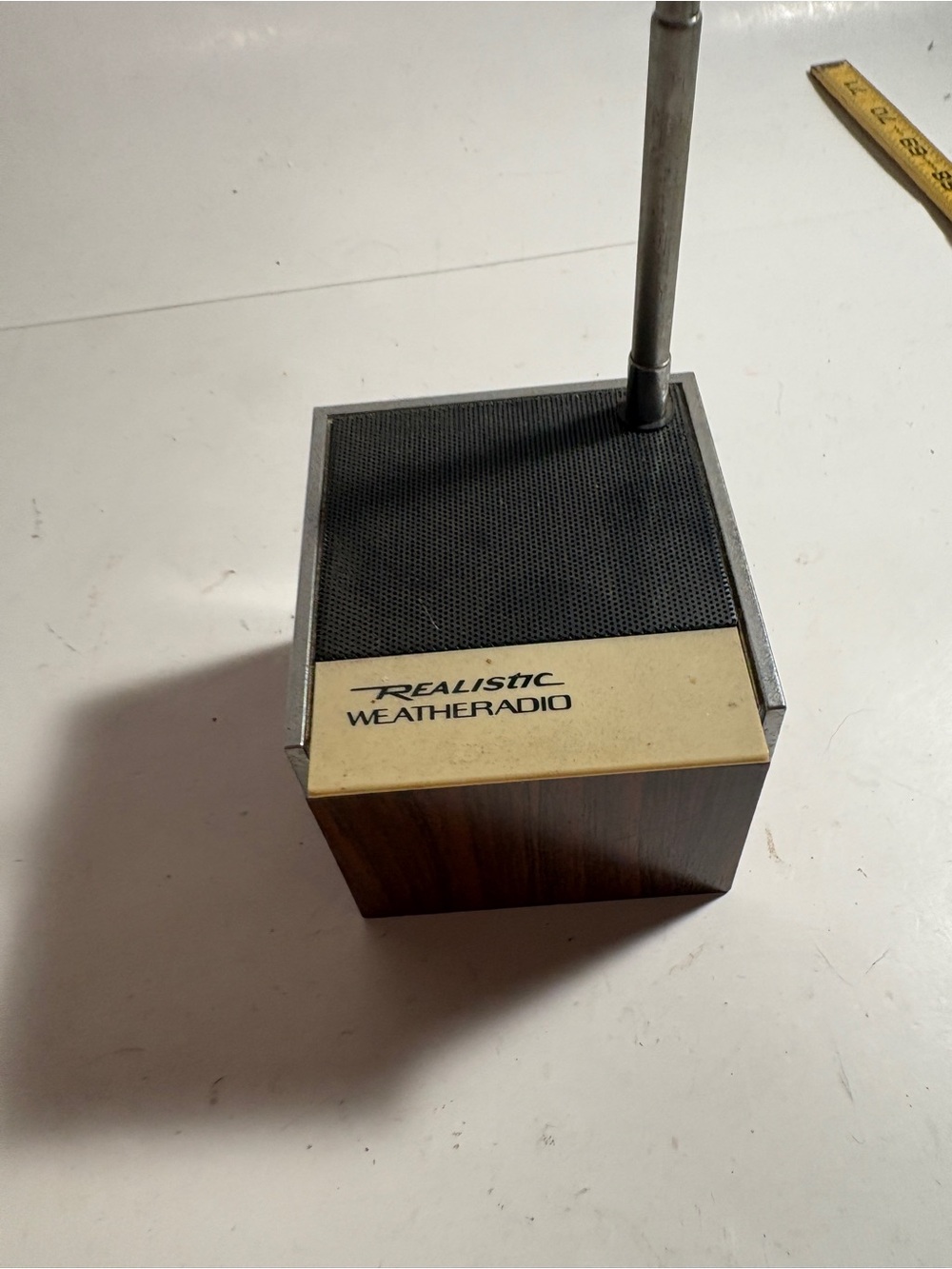 Realistic Weatheradio Model 12-181B Collectible Transistor Radio As Pictured